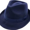 Trilby Hat i Uldfilt – Hansi i marineblå – trilby hat set forfra
