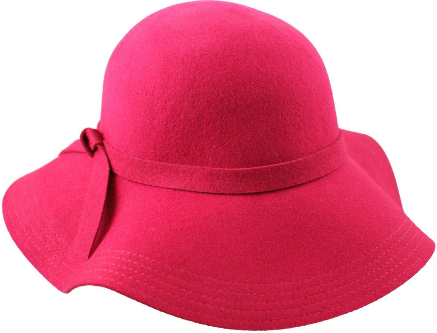Clochehat i Uld – Daisy i fuchsia – damehat set fra siden