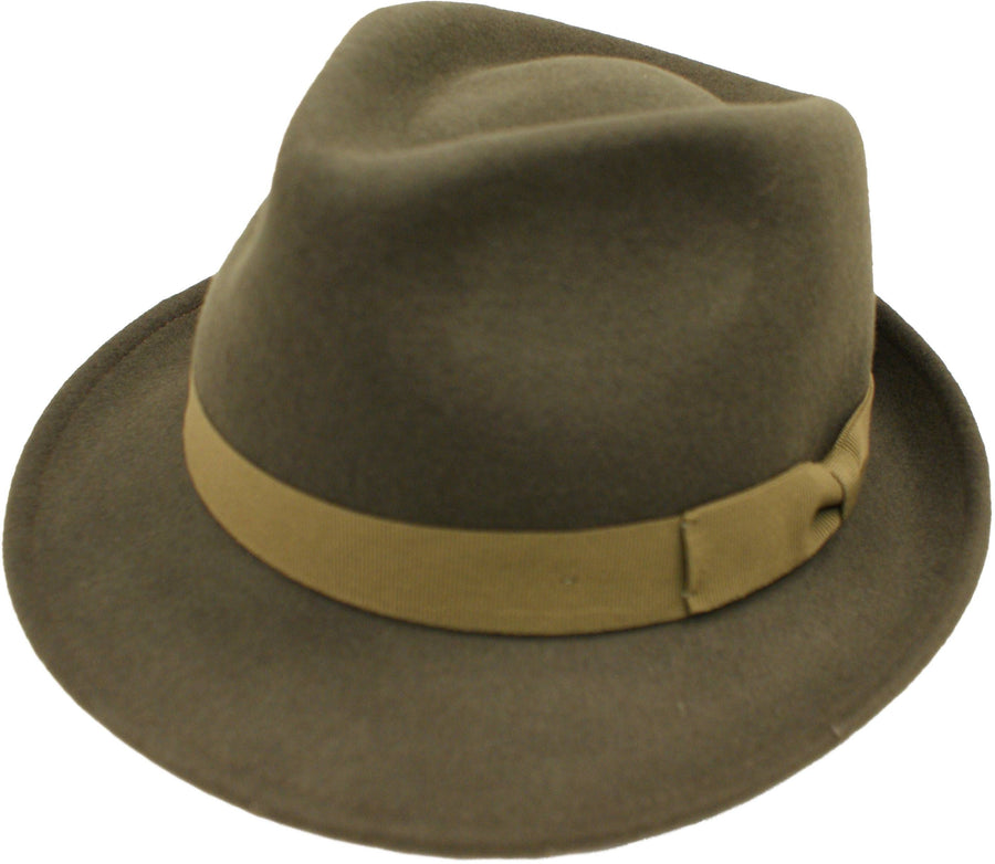 Trilby Hat i Uldfilt – Hansi i olivengrøn – trilby hat set forfra