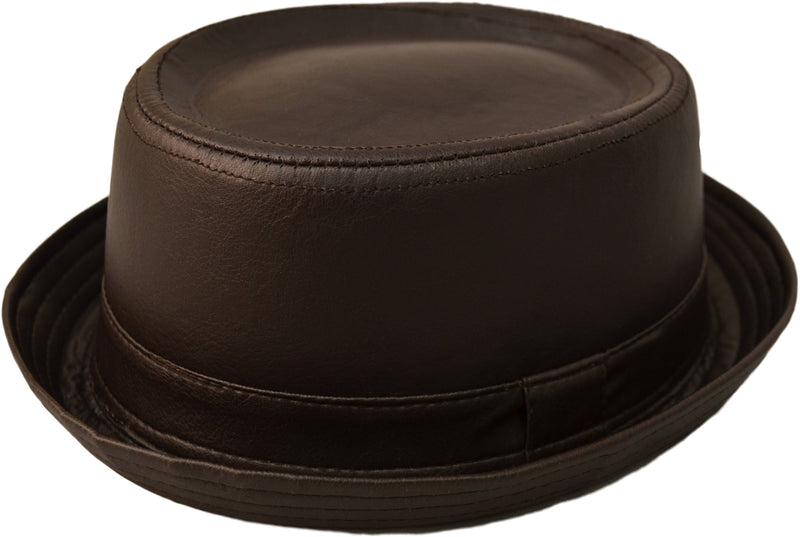 Pork Pie Hat i Kunstlæder – Sam i sort – pork pie hat set forfra