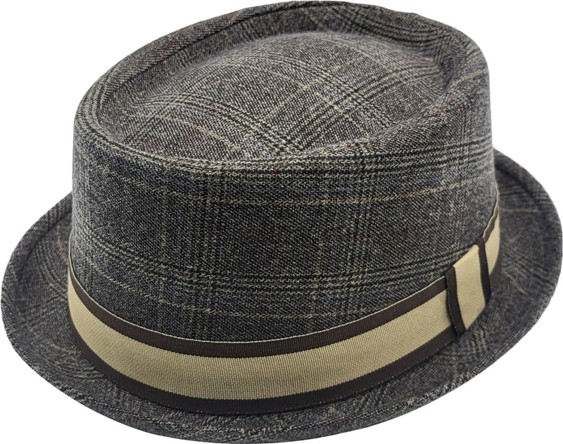 Pork Pie Hat i Uld – Adrian i koksgrå – pork pie hat set forfra
