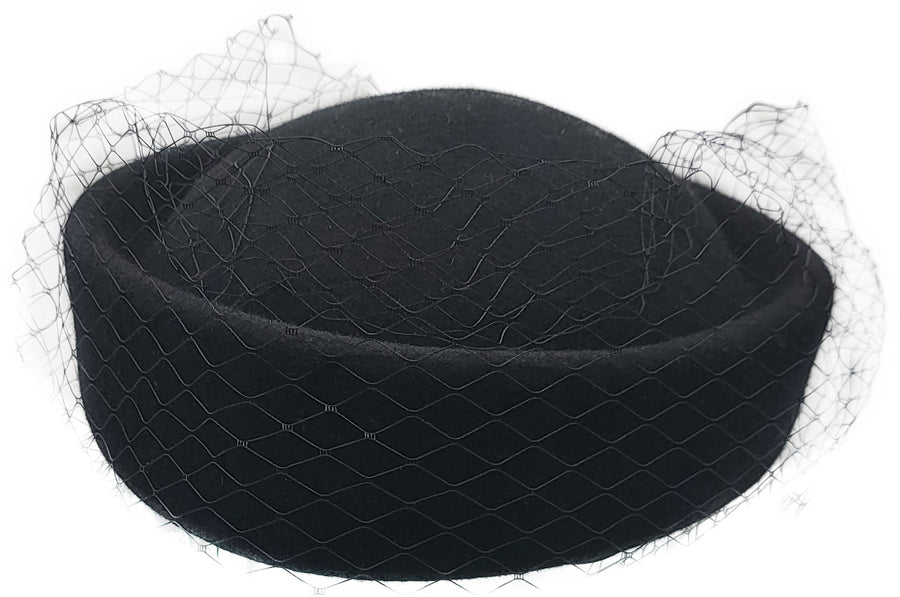 Pillbox Hat i Uld – Dianna – damehat set fra siden