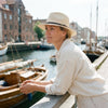 Panama hat – Boquete livsstil – kvinde ved havnen